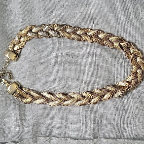 EXPRESS Goldtone Braided Necklace - Picture 6 of 8